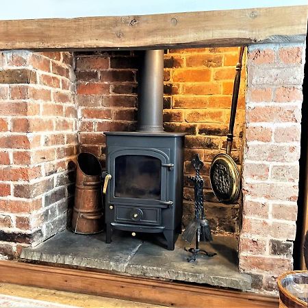 Pass The Keys Cosy Cottage With Views Over The Shropshire Hills 勒德洛 外观 照片